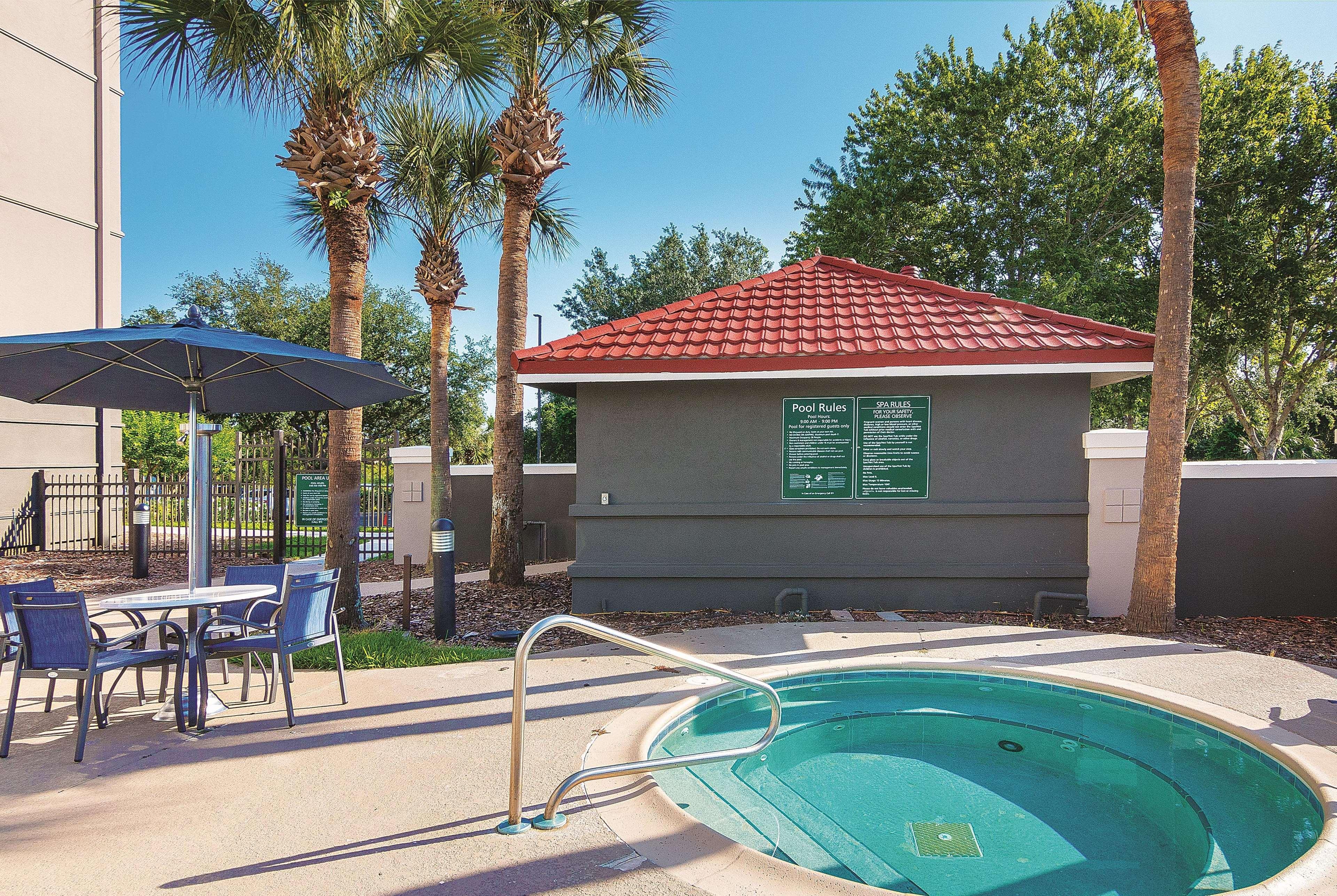 Hotel La Quinta By Wyndham Orlando Ucf Alafaya Exterior foto