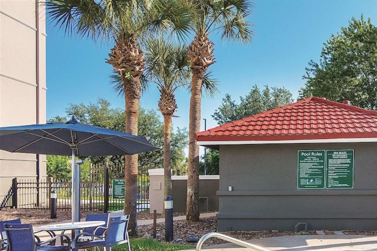 Hotel La Quinta By Wyndham Orlando Ucf Alafaya Exterior foto