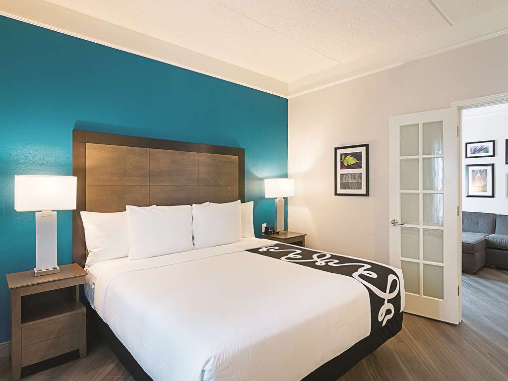 Hotel La Quinta By Wyndham Orlando Ucf Alafaya Habitación foto